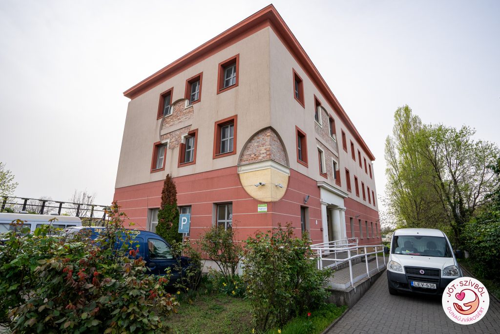 husveti-segitseg-2024-jot-szivbol-4
